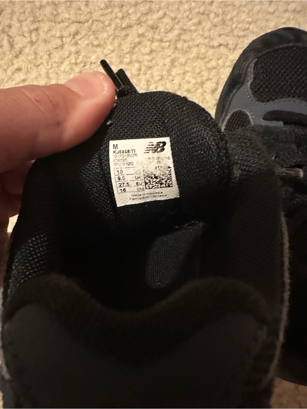 New Balance Kids Black and Dark Gray Sneakers - Picture 5 of 8